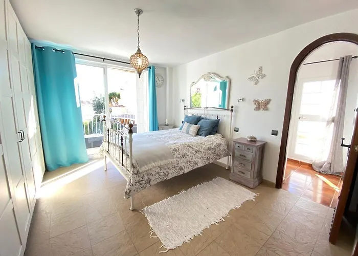 Villa The Orquids - Bluewater Nerja